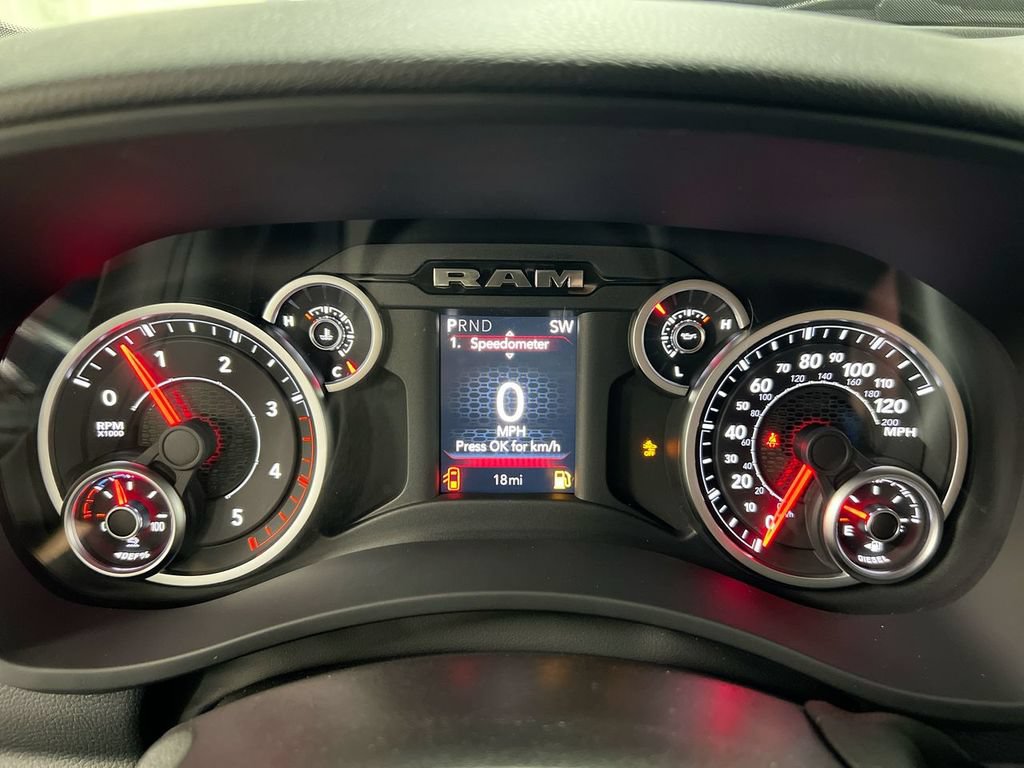 New 2026 RAM 2500 Big Horn AWD/4WD image 7