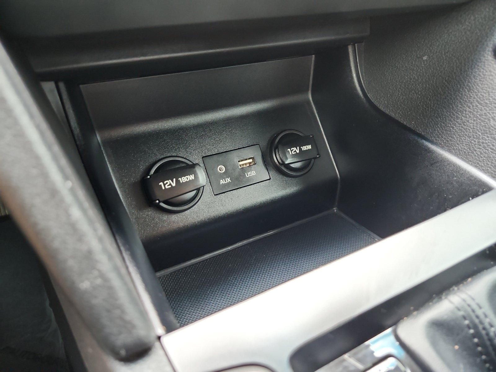 Used 2019 Hyundai Elantra SEL w/ Cargo Package FWD image 18