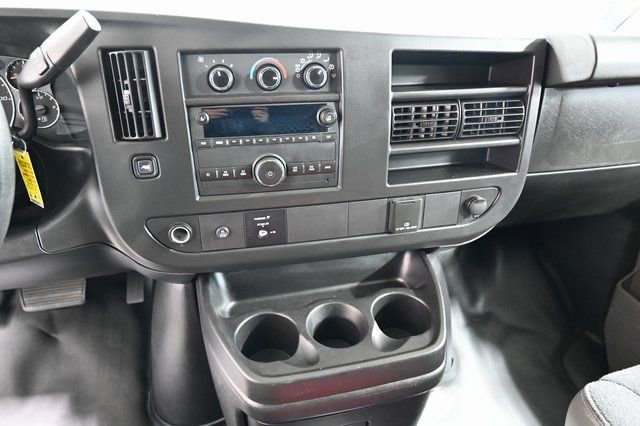 Used 2019 GMC Savana 2500 w/ Driver Convenience Package image 13