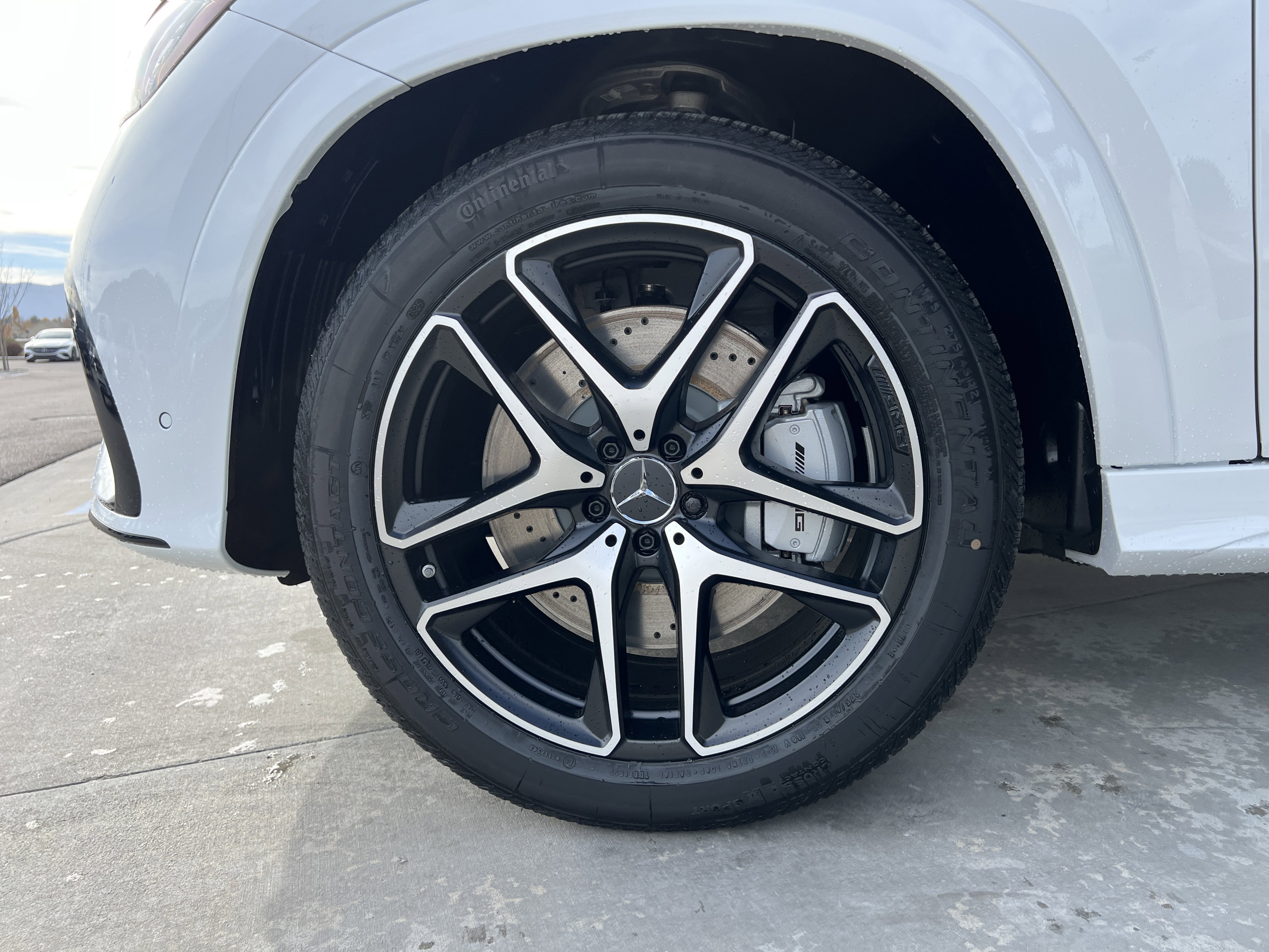 New 2026 Mercedes-Benz GLE 53 AMG 4MATIC Coupe image 10