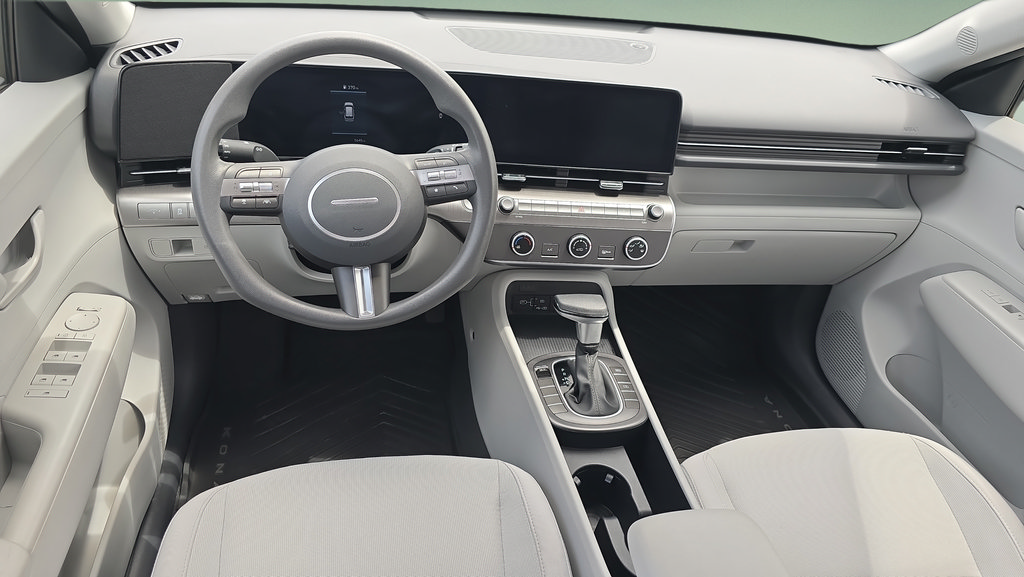 Used 2026 Hyundai Kona SE FWD image 18