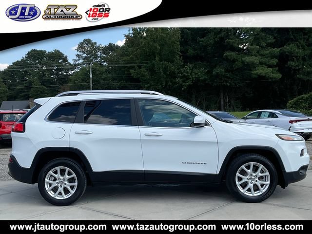 Used 2018 Jeep Cherokee Latitude FWD image 8