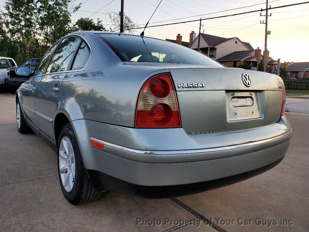 Used 2004 Volkswagen Passat GLS FWD image 16