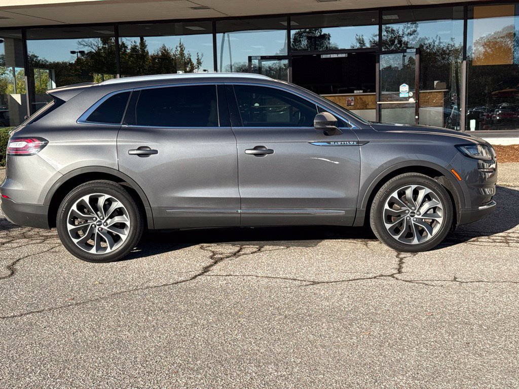 Certified 2023 Lincoln Nautilus Reserve AWD/4WD image 17