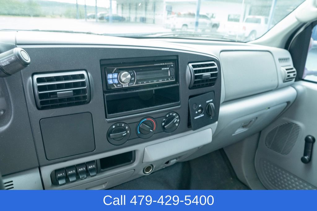 Used 2005 Ford F350 XL image 17