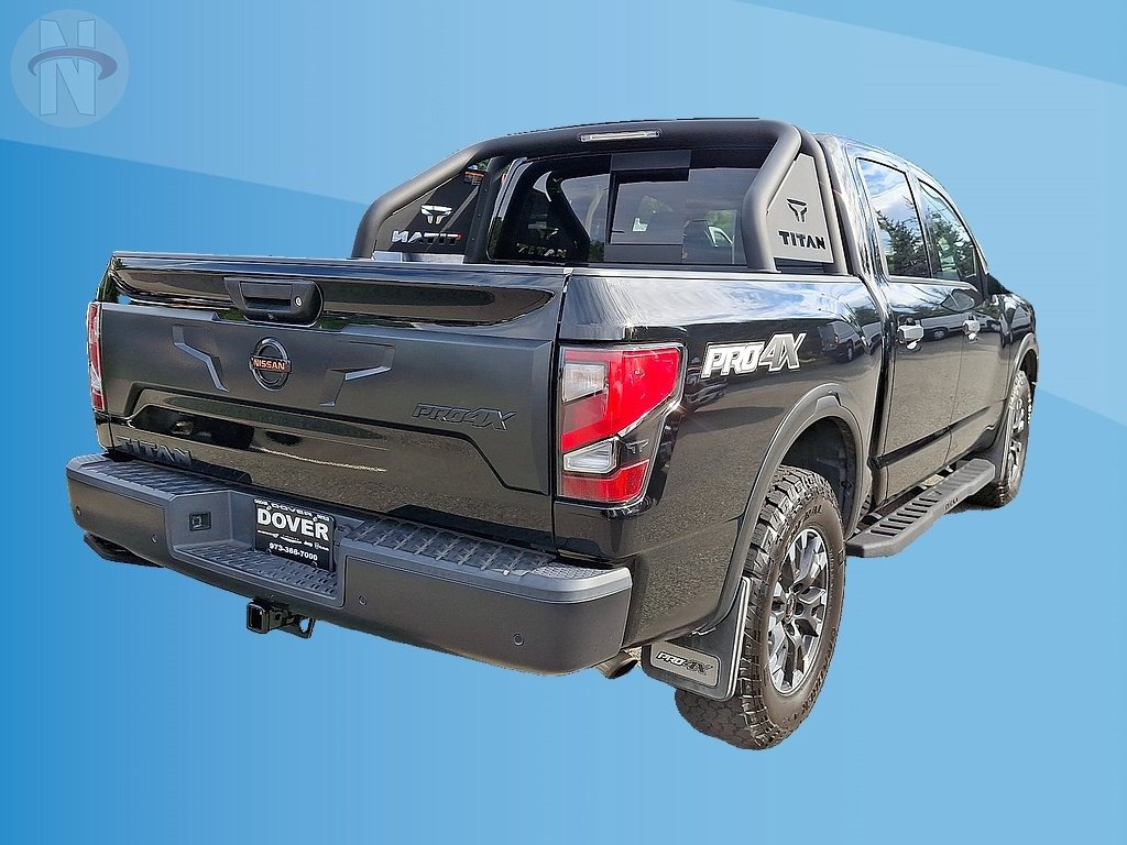 Used 2021 Nissan Titan PRO-4X w/ Pro-4x Convenience Package AWD/4WD image 17