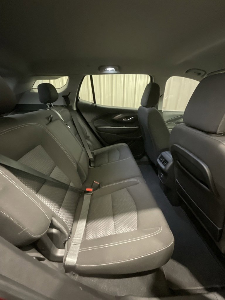 Used 2023 GMC Terrain SLE w/ Driver Convenience Package image 12