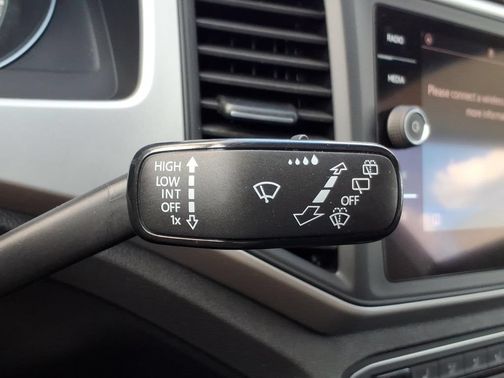Used 2021 Volkswagen Atlas SE FWD image 32