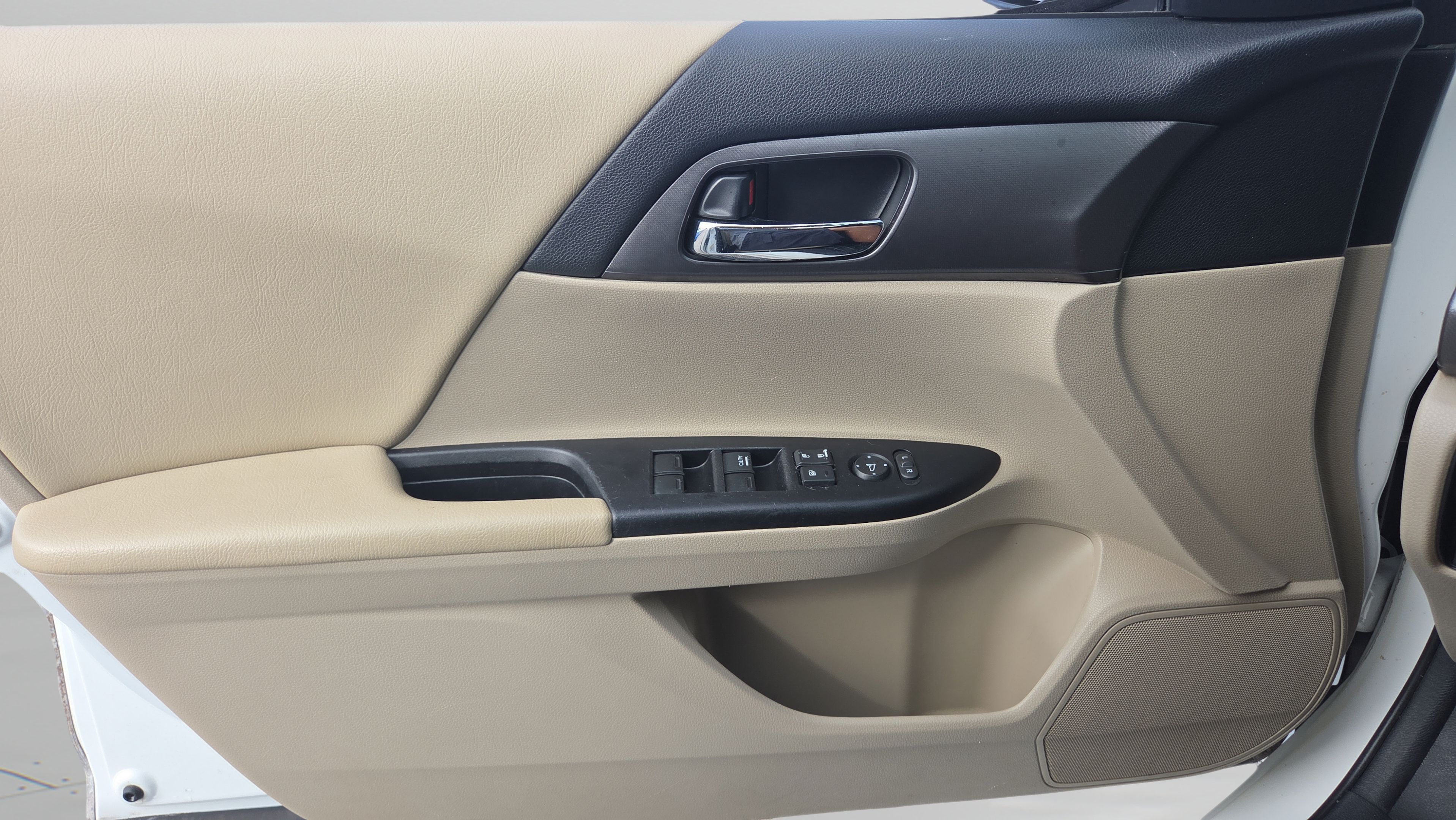 Used 2013 Honda Accord LX image 34