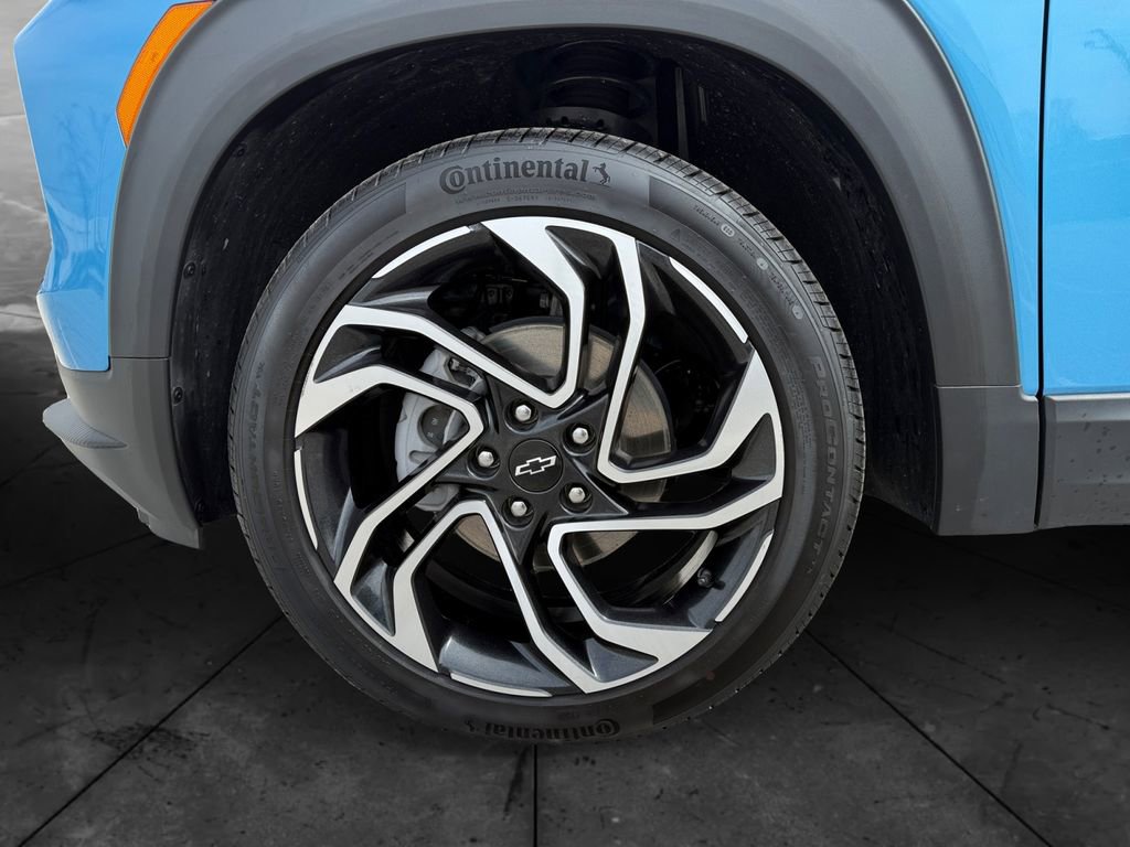 Used 2025 Chevrolet TrailBlazer RS w/ Convenience Package image 14
