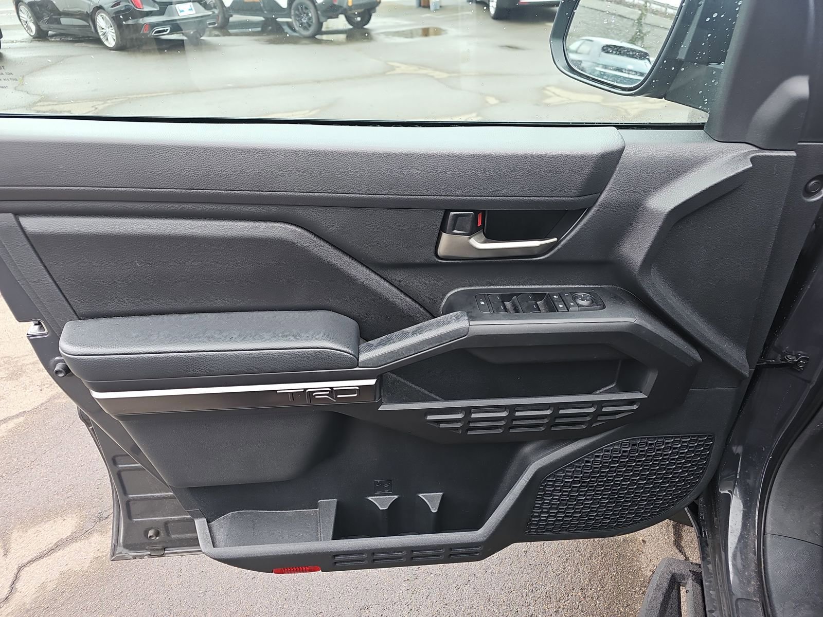 Used 2024 Toyota Tacoma TRD Sport image 11