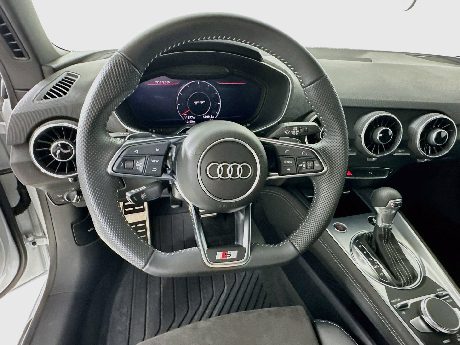 Used 2022 Audi TT 2.0T AWD/4WD image 12
