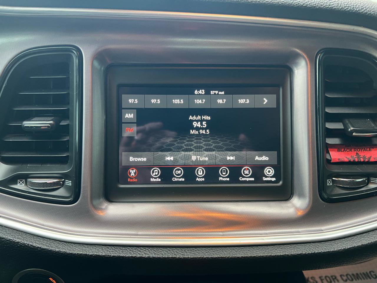 Used 2019 Dodge Challenger SXT image 18