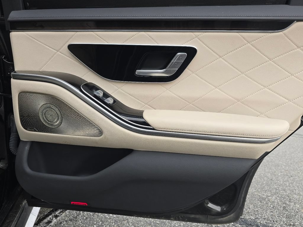 Certified 2024 Mercedes-Benz S 580e 4MATIC Sedan image 22