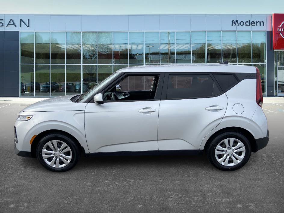Used 2021 Kia Soul LX image 4