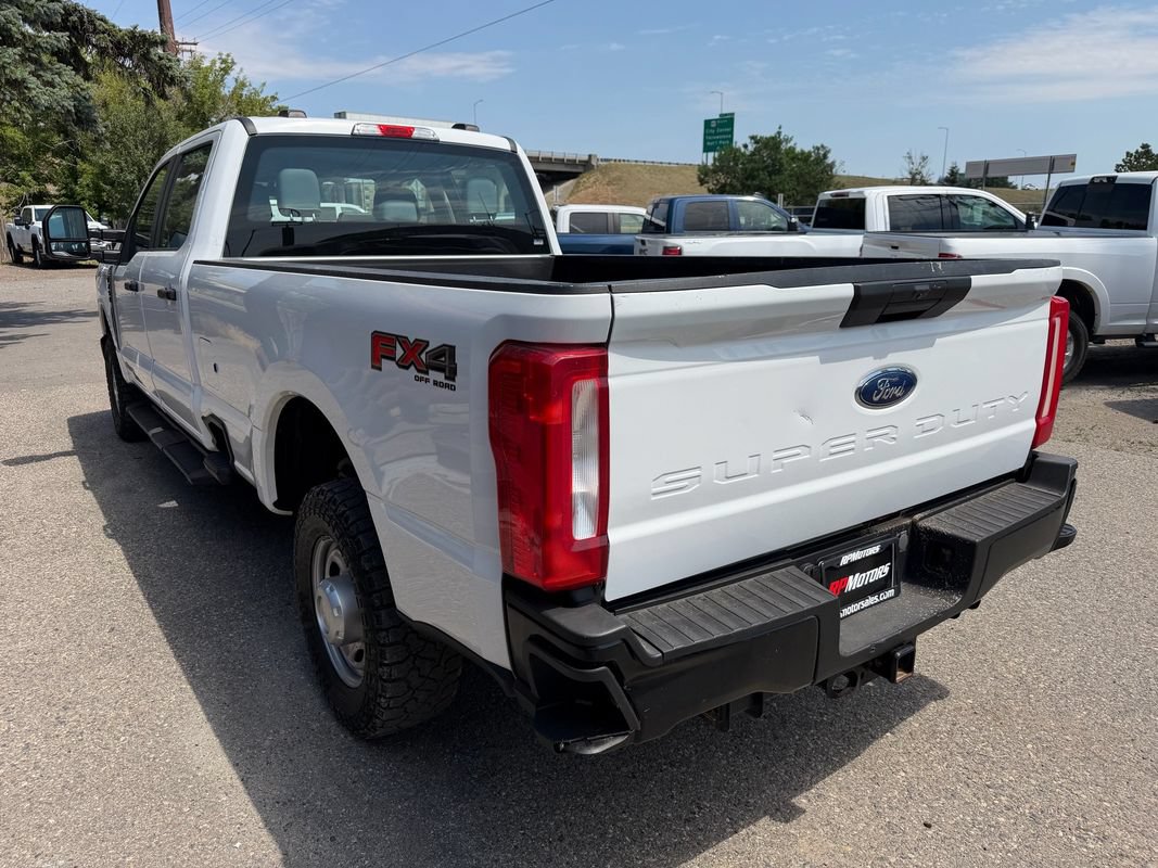Used 2024 Ford F250 XL AWD/4WD image 7