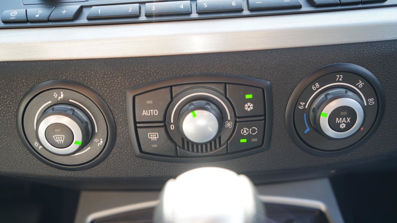 Used 2008 BMW Z4 3.0i w/ Premium Pkg RWD image 79