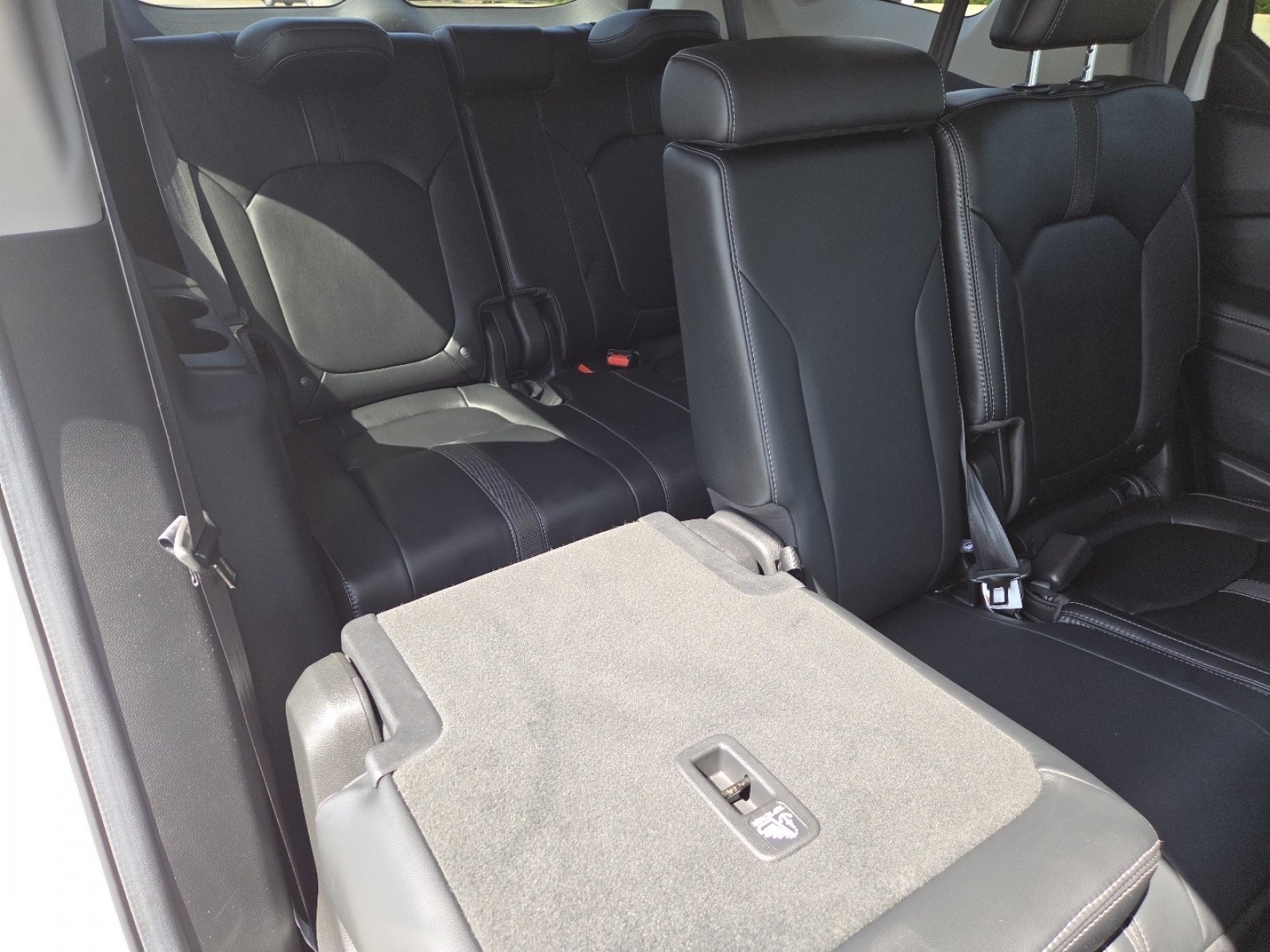 Used 2023 Honda Pilot Touring image 24
