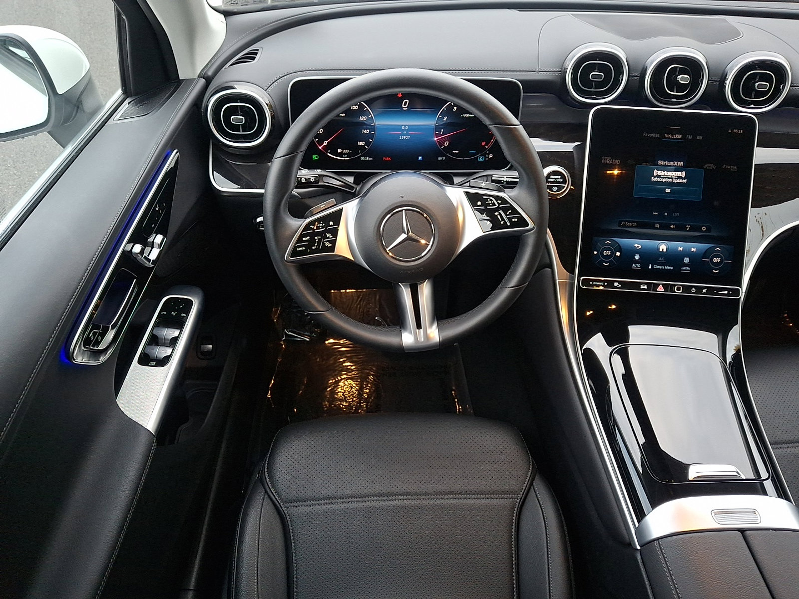 Certified 2024 Mercedes-Benz GLC 300 4MATIC image 11