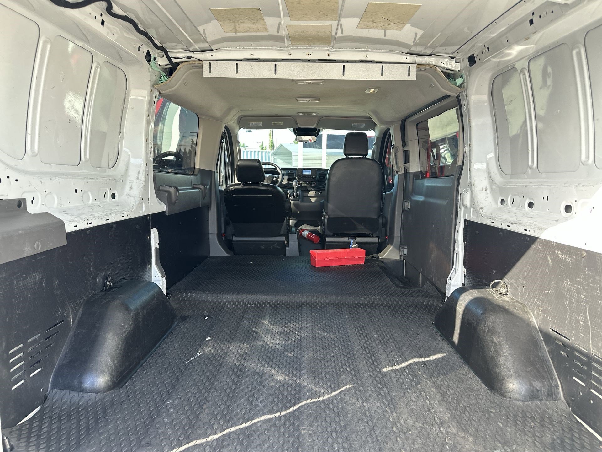 Used 2020 Ford Transit 250 130 Low Roof image 19