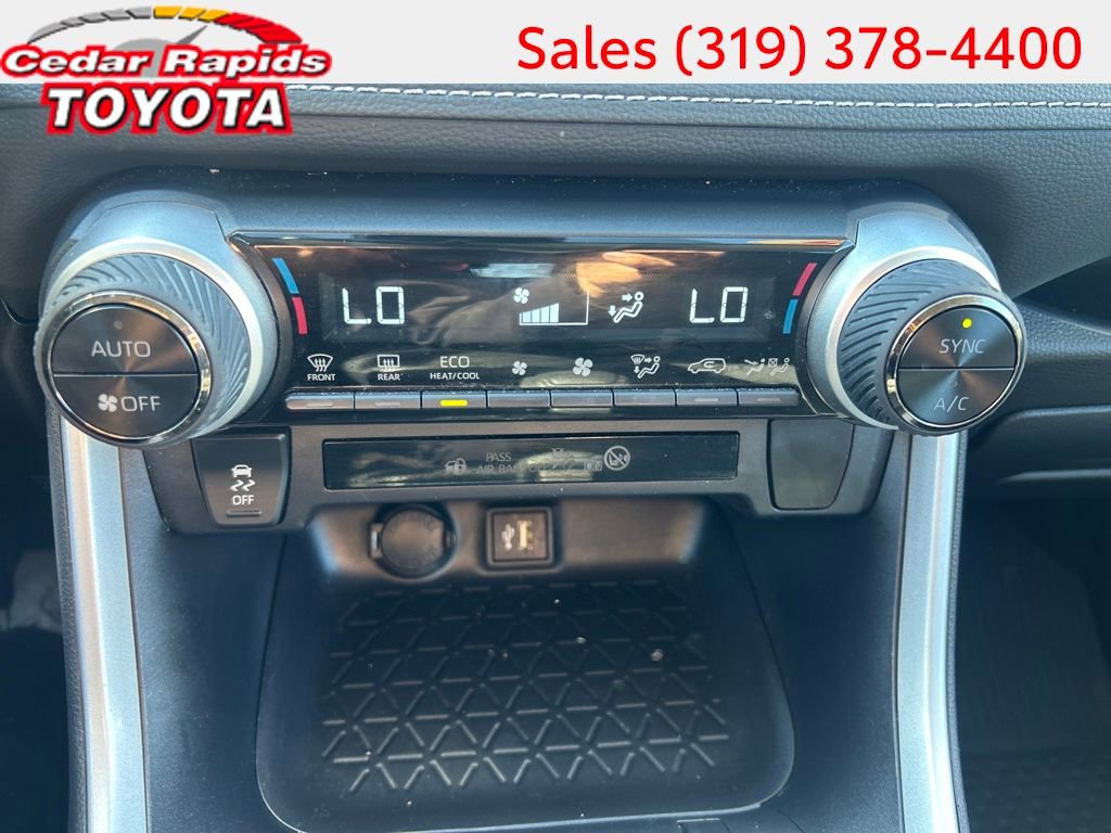 Certified 2025 Toyota RAV4 LE image 27