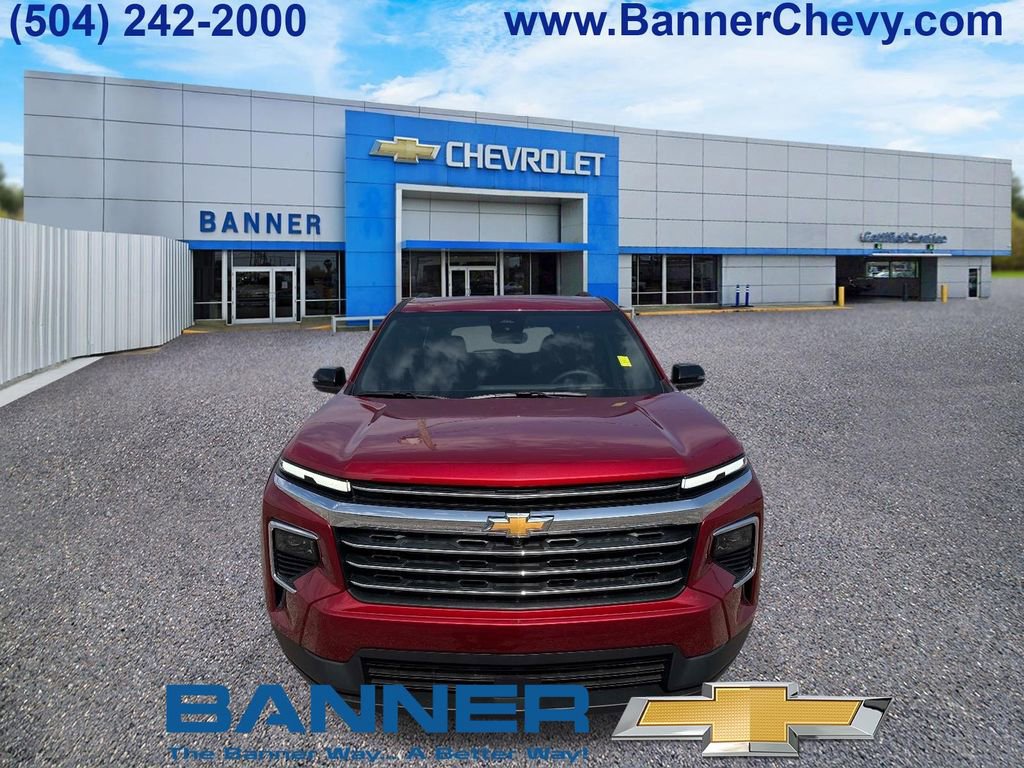New 2026 Chevrolet Traverse LT FWD image 2