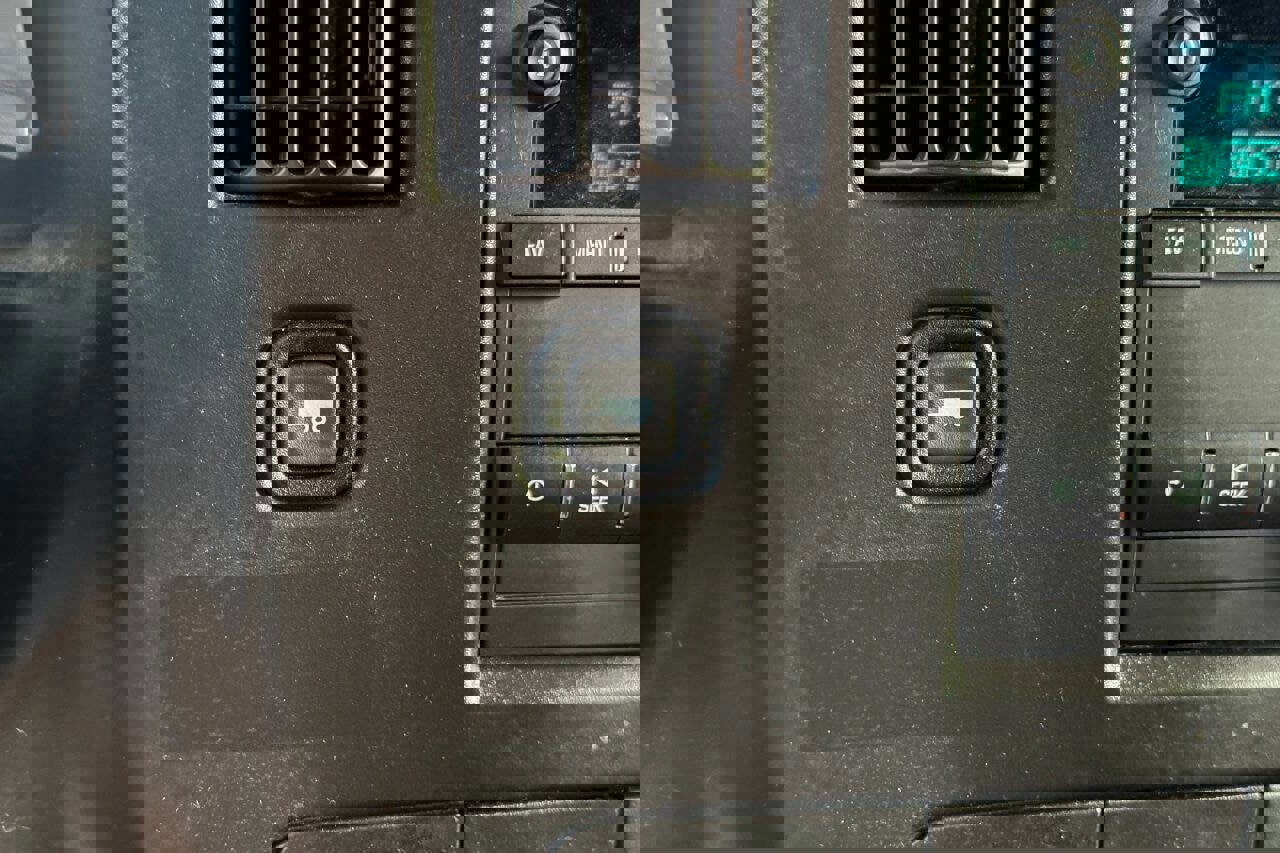 Used 2022 GMC Savana 2500 w/ Driver Convenience Package image 24