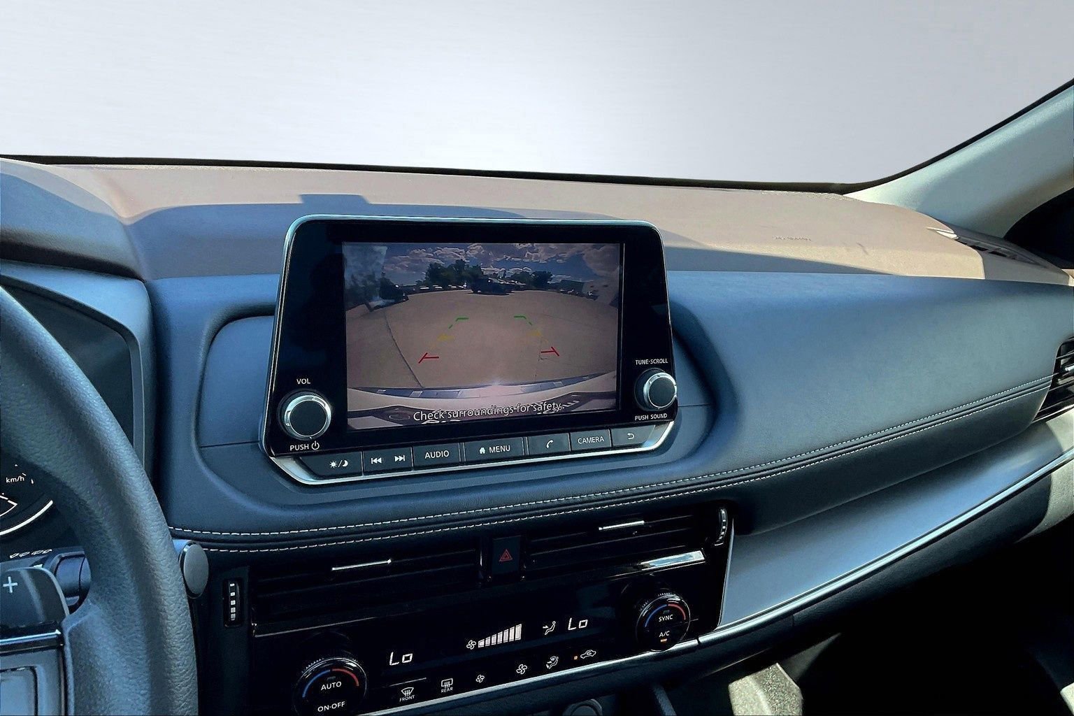 Certified 2022 Nissan Rogue SV image 28