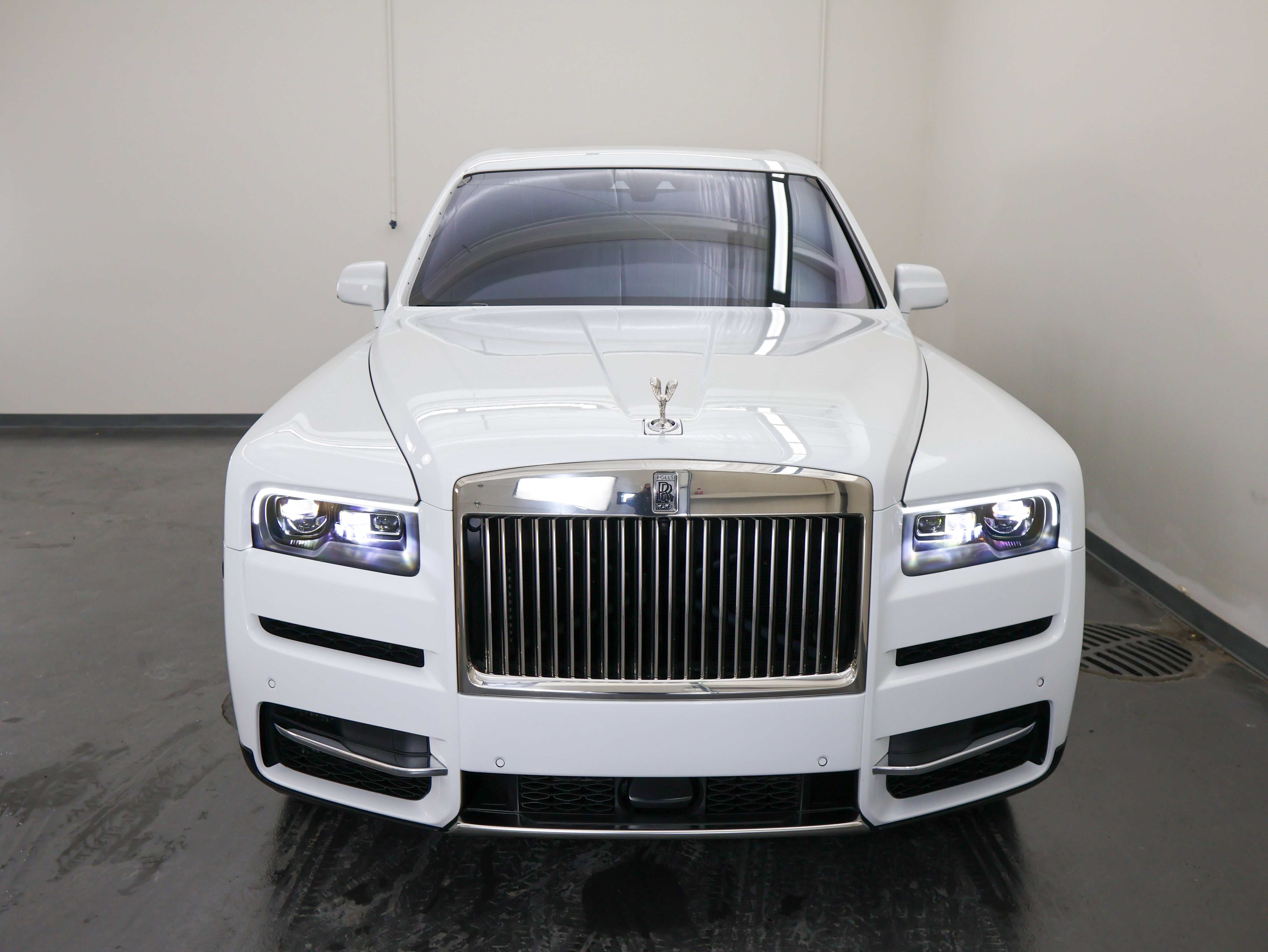 Used 2023 Rolls-Royce Cullinan image 7