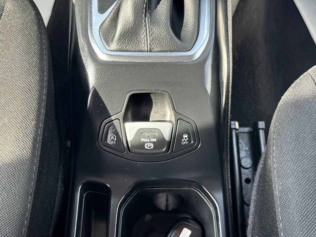 Used 2023 Jeep Renegade Latitude AWD/4WD image 26