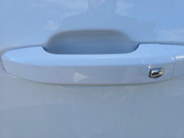 Used 2024 Chevrolet Silverado 2500 LT AWD/4WD image 13