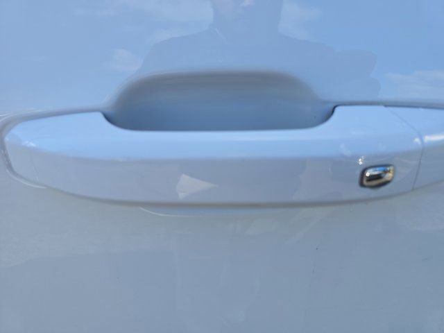 Used 2024 Chevrolet Silverado 2500 LT AWD/4WD image 13