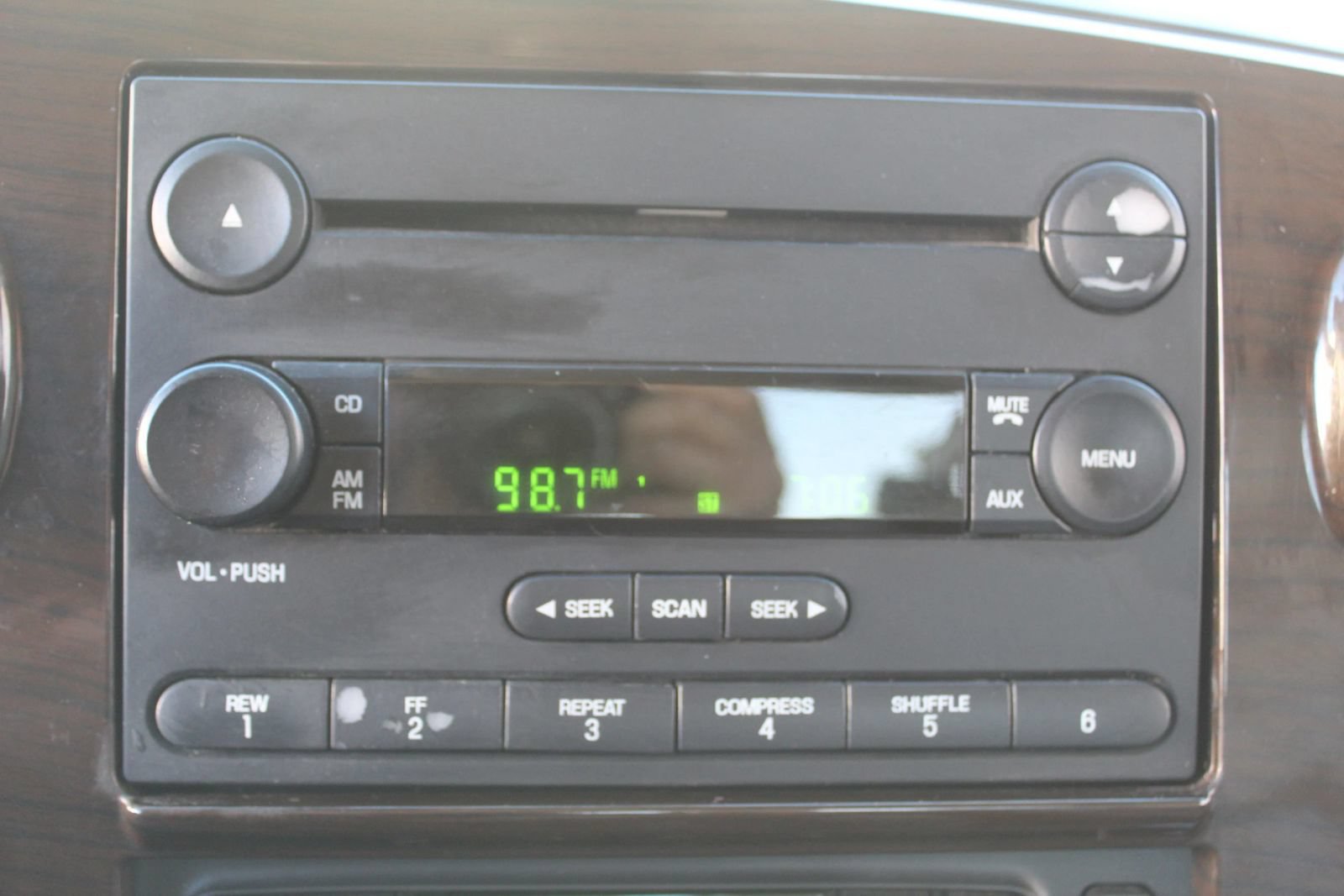 Used 2005 Ford F350 Lariat RWD image 18