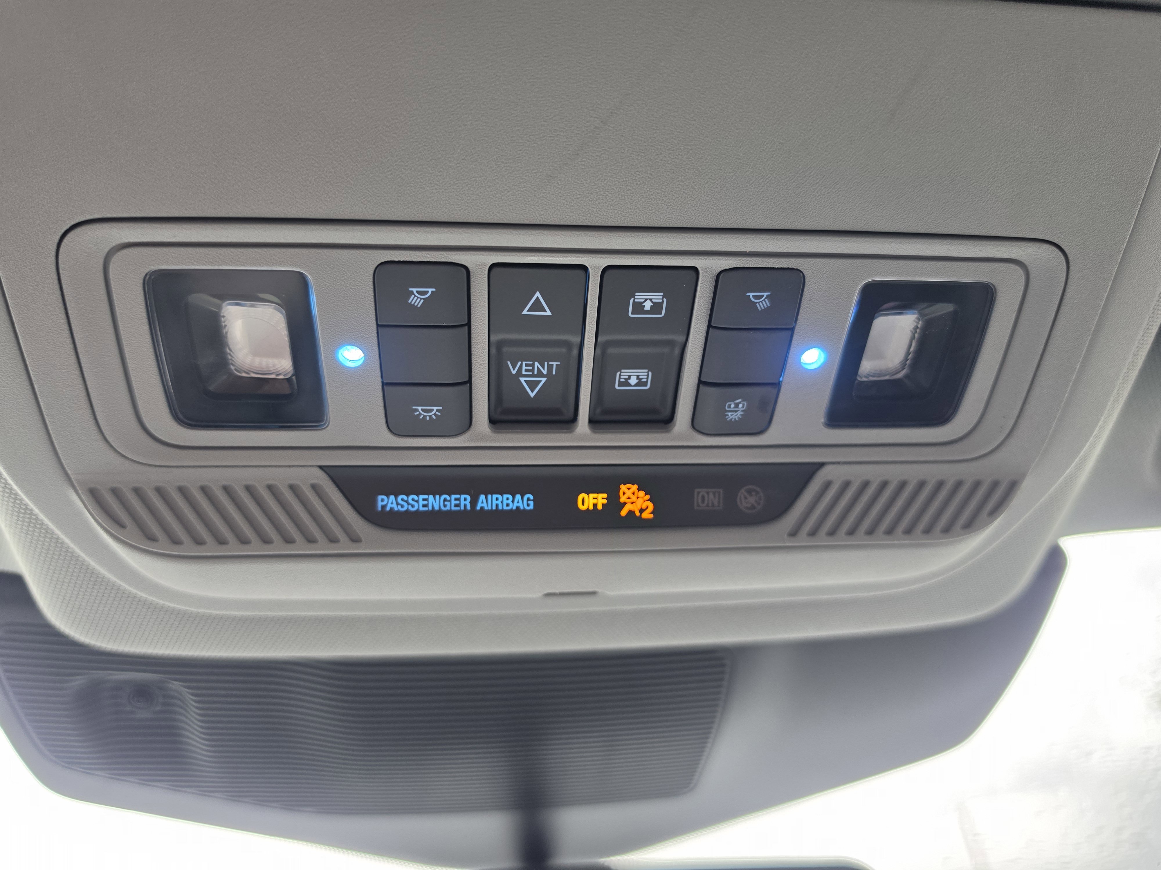 Used 2022 Ford Explorer XLT w/ Equipment Group 202A AWD/4WD image 32