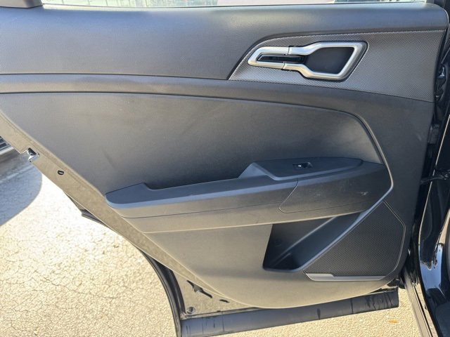 Certified 2024 Kia Sportage LX image 11