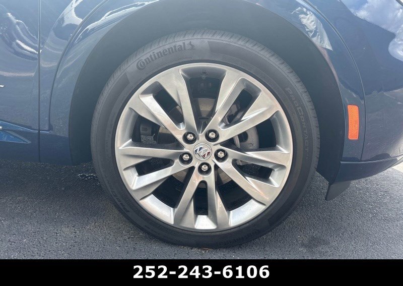 Used 2023 Buick Envision Avenir image 9