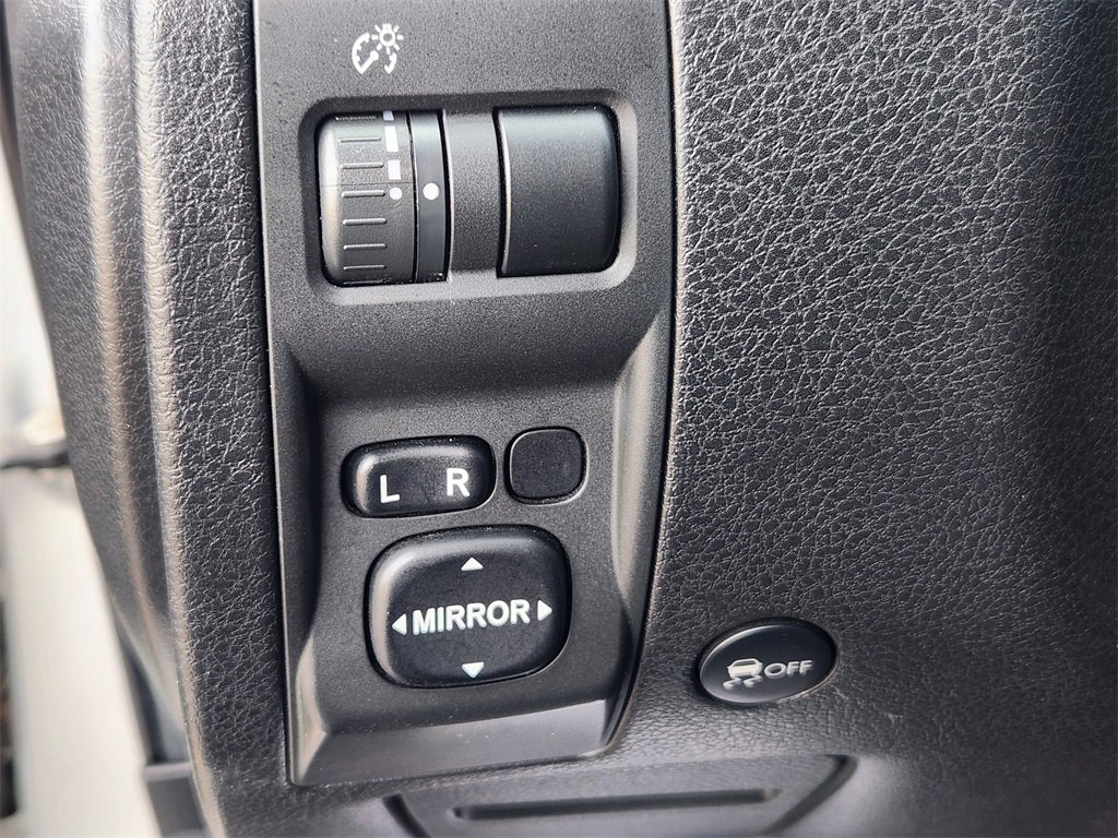 Used 2011 Subaru Forester 2.5X Premium image 20