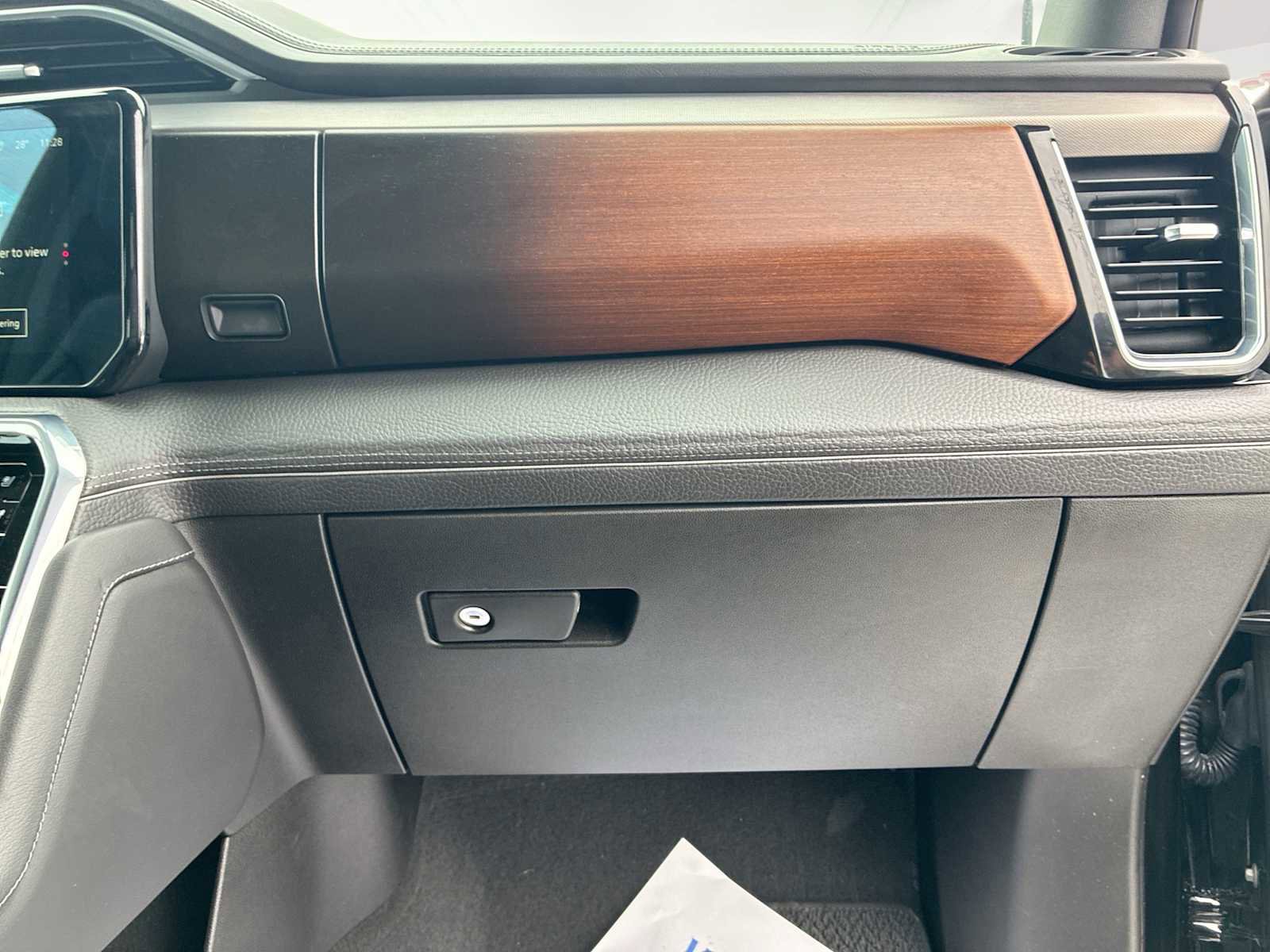 Certified 2024 GMC Sierra 2500 Denali w/ Denali Reserve Package image 30