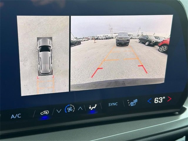 New 2026 Chevrolet Traverse LT w/ Sun and Wheel Package image 13