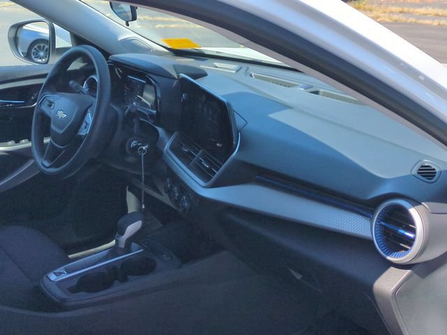 Used 2024 Chevrolet Trax LS w/ LS Convenience Package FWD image 35