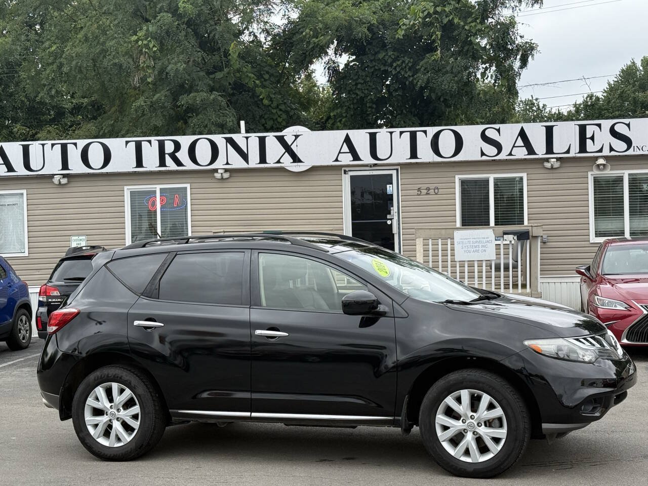 Used 2014 Nissan Murano SL w/ Navigation Package AWD/4WD image 1