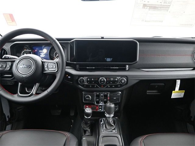 Used 2024 Jeep Wrangler Unlimited Rubicon w/ Capability Package image 11