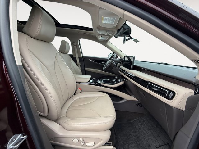 Certified 2023 Lincoln Nautilus Reserve image 16