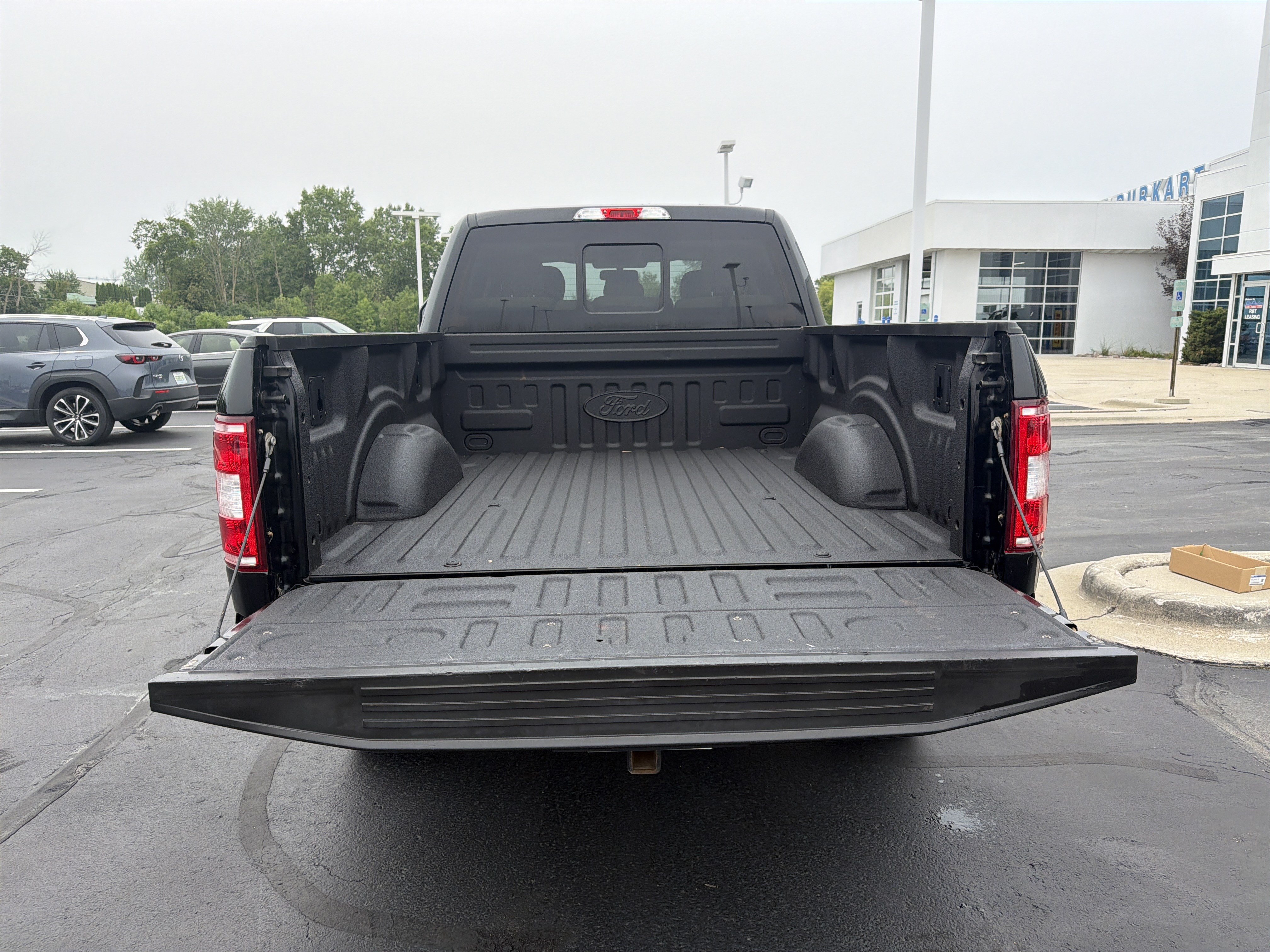 Certified 2018 Ford F150 XLT w/ Equipment Group 302A Luxury AWD/4WD image 19