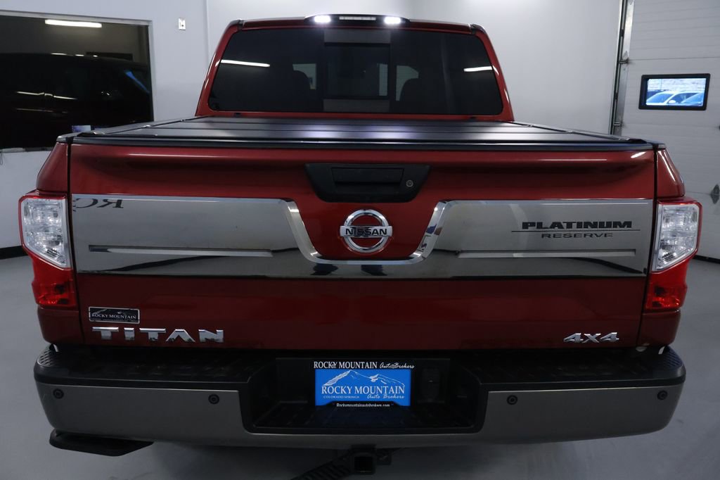 Used 2018 Nissan Titan Platinum Reserve image 5
