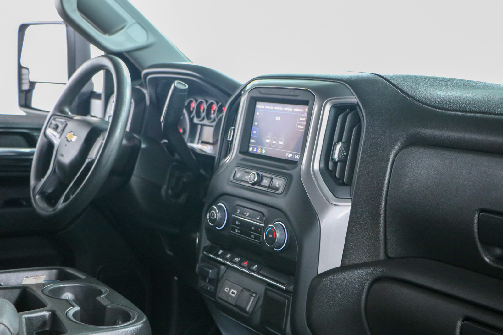 Used 2024 Chevrolet Silverado 3500 W/T AWD/4WD image 25