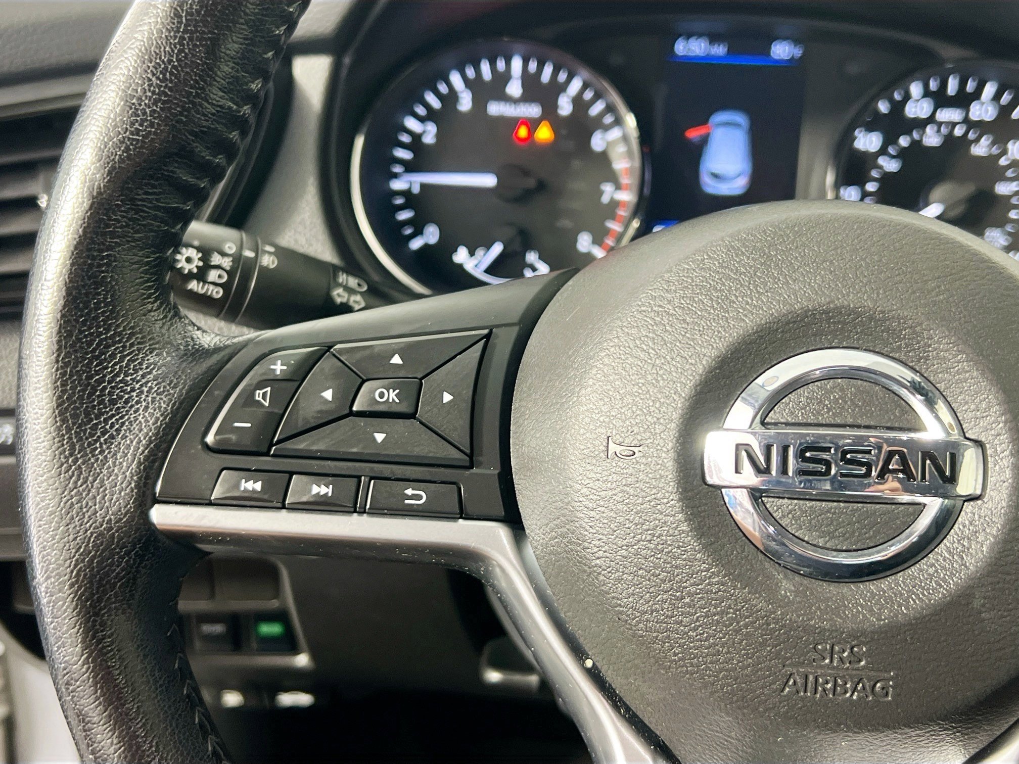 Used 2022 Nissan Rogue Sport SV w/ Technology Package image 18