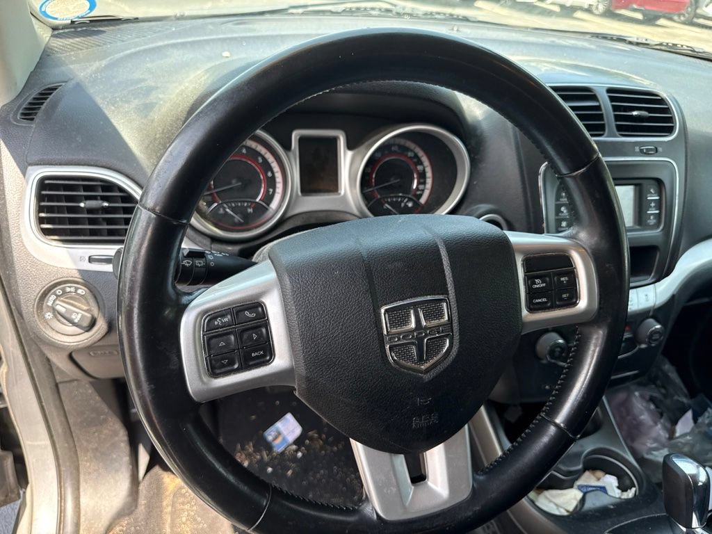 Used 2018 Dodge Journey SXT w/ Connectivity Group FWD image 11