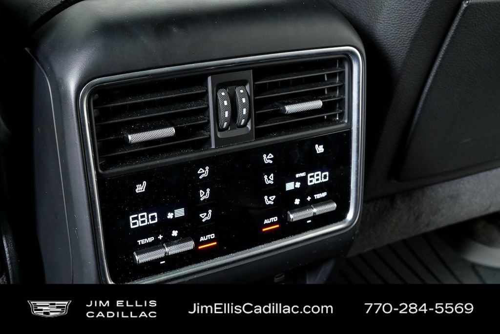 Used 2021 Porsche Cayenne Turbo S w/ Premium Package Plus image 23