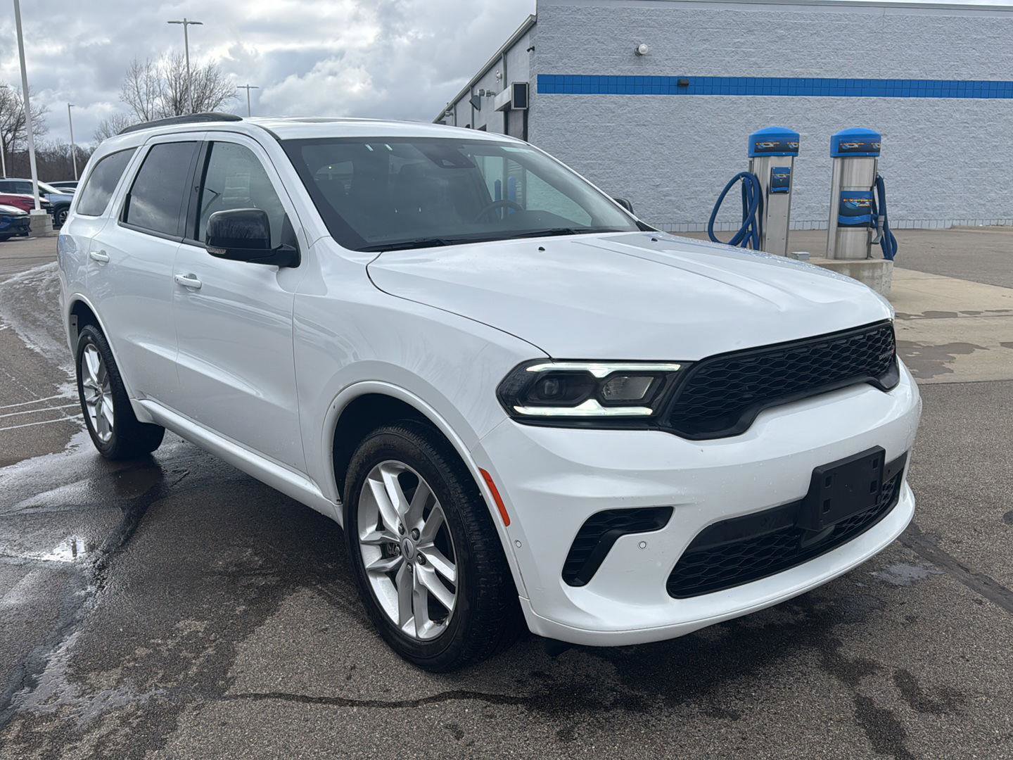 Used 2025 Dodge Durango GT image 9